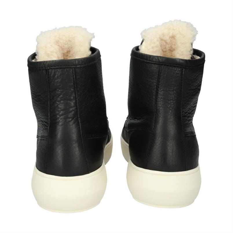 Ag101 black schapenvacht