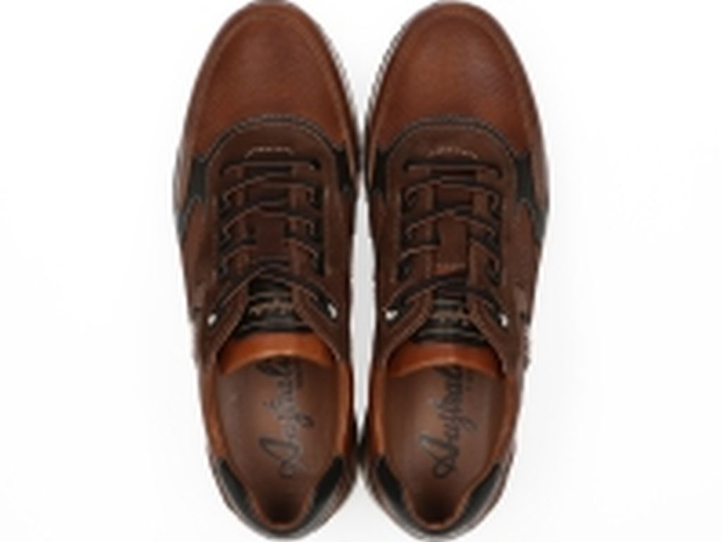 Bakersville cognac leather d43
