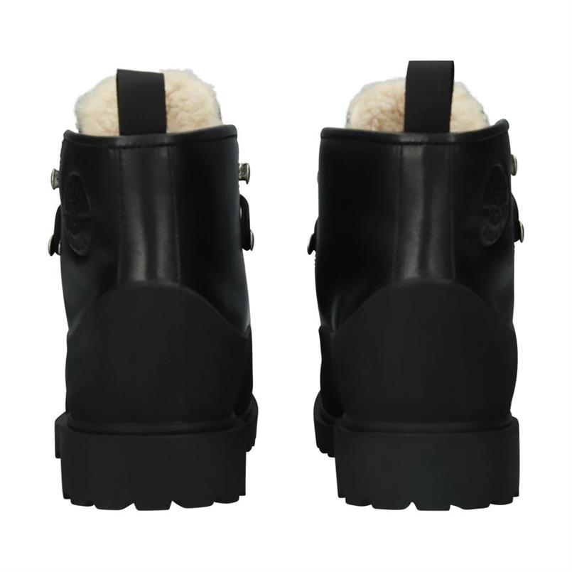Cl248 black schapenvacht