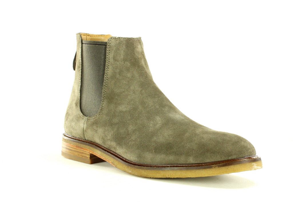 clarkdale gobi olive suede