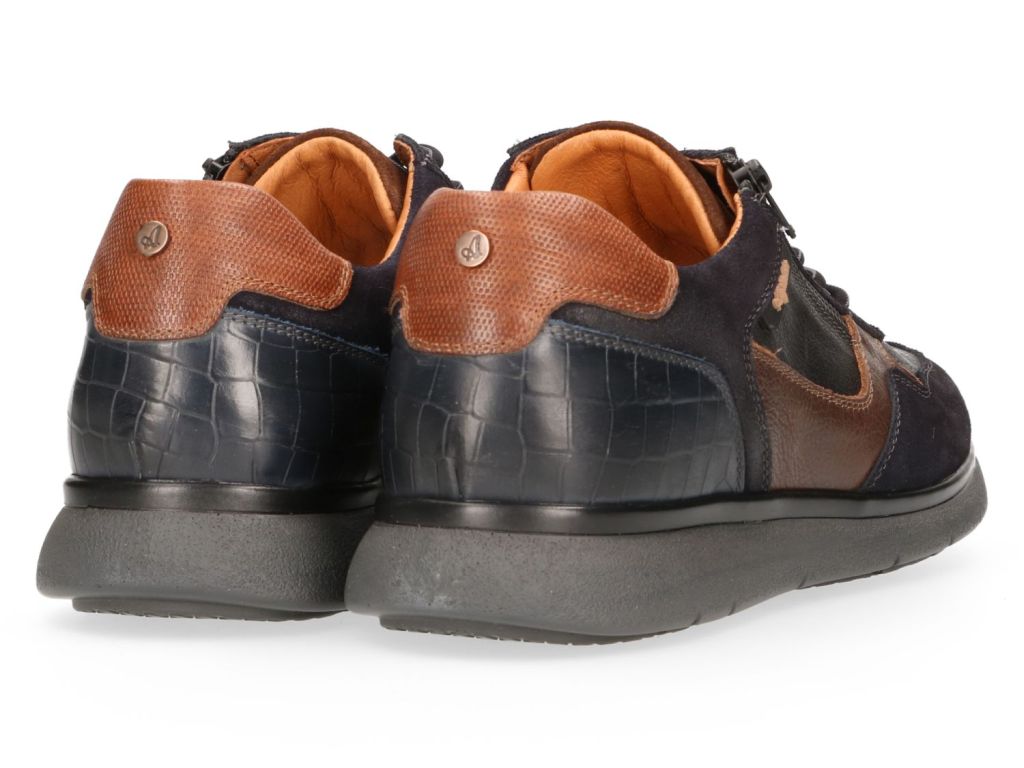 Dakota width h leather aex