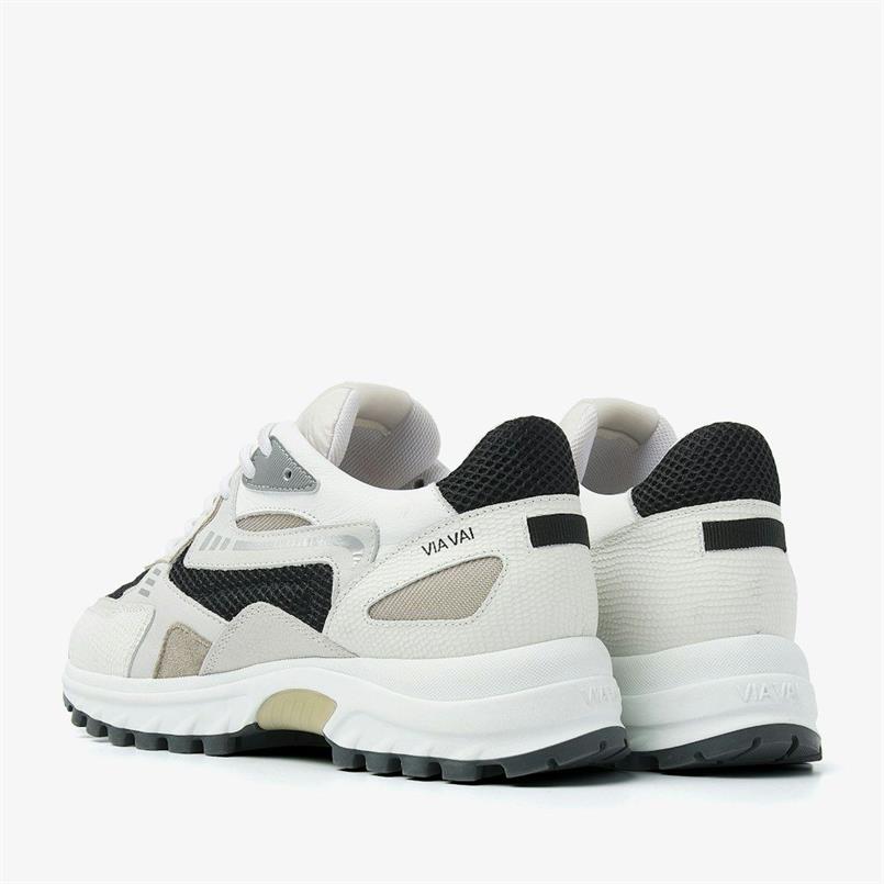 Danae noah 900