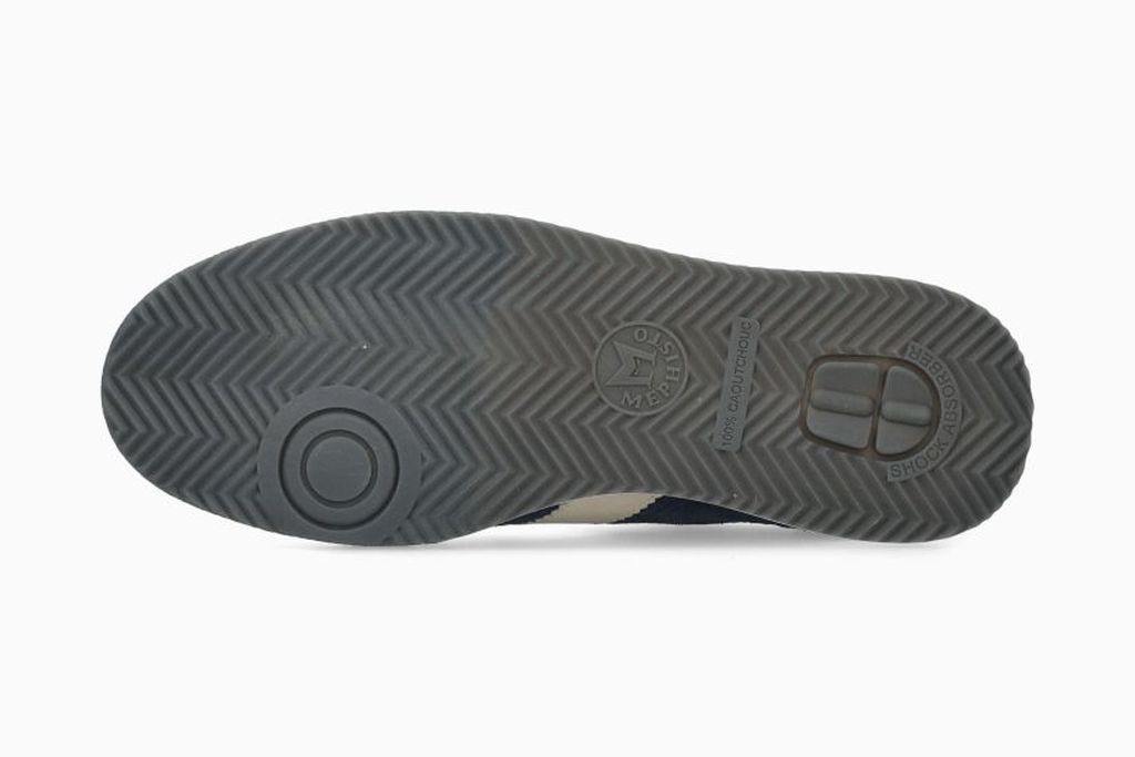 Driss warm grey