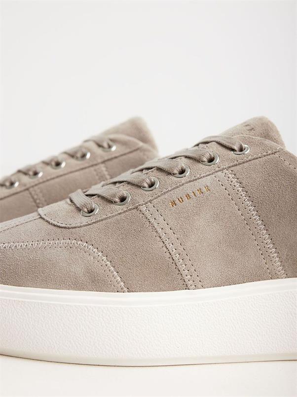 Elise wing mist suede ii