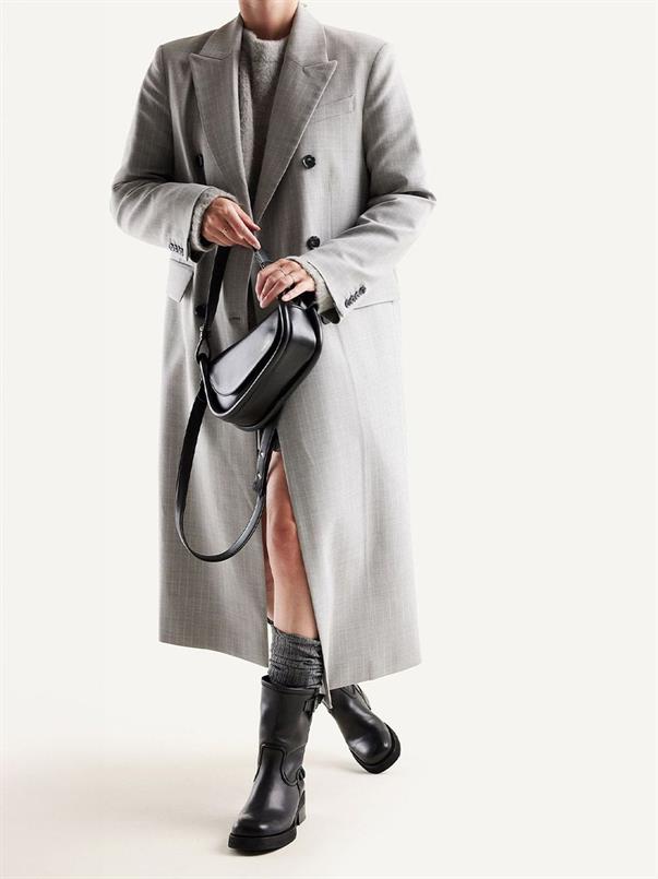 Eve leva black leather