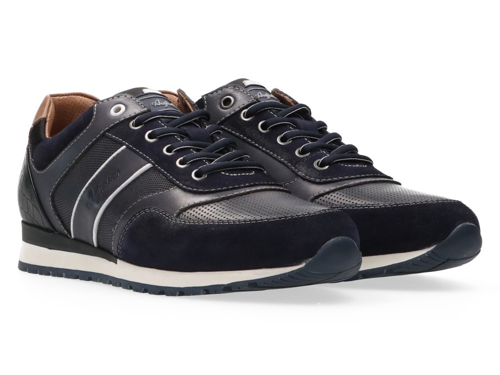 Niagara blue leather s32