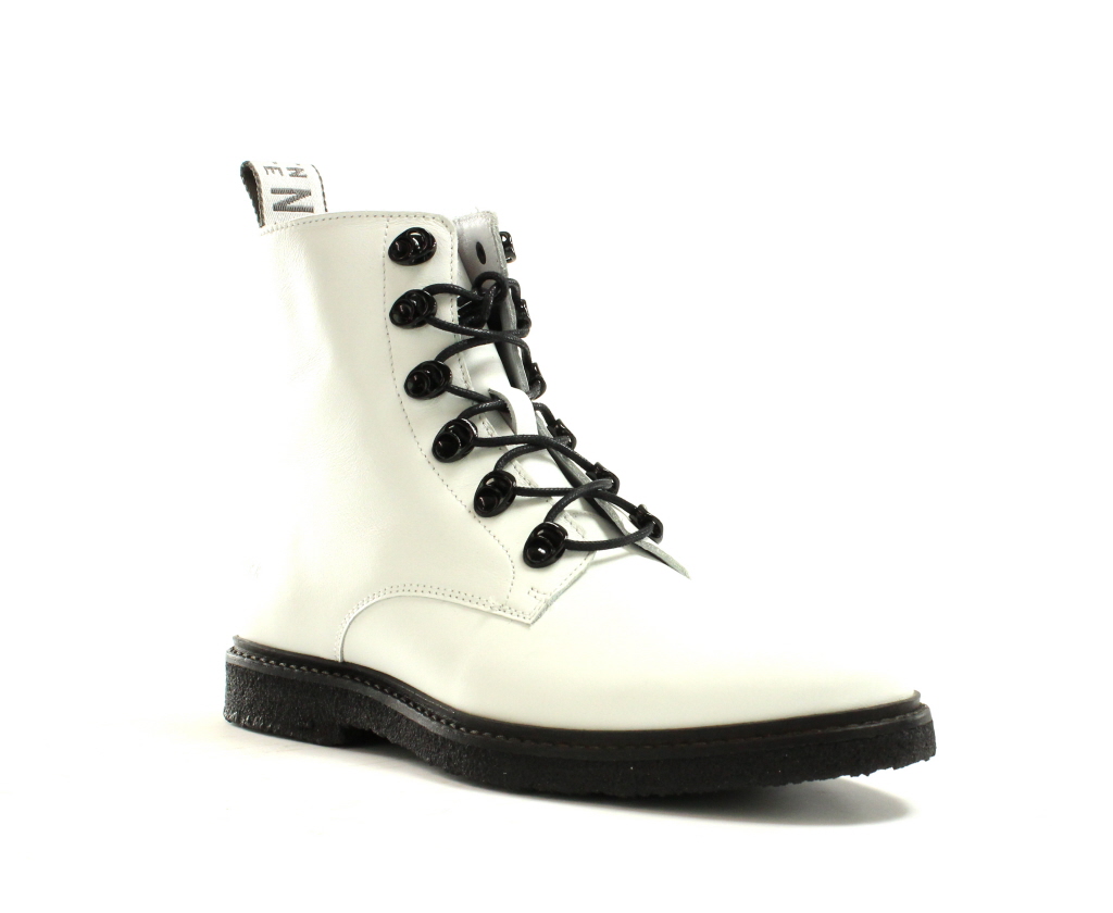 Nubikk witte dames boots met strak wit leer✓ Nubikk witte dames boots met strak wit leer✓
