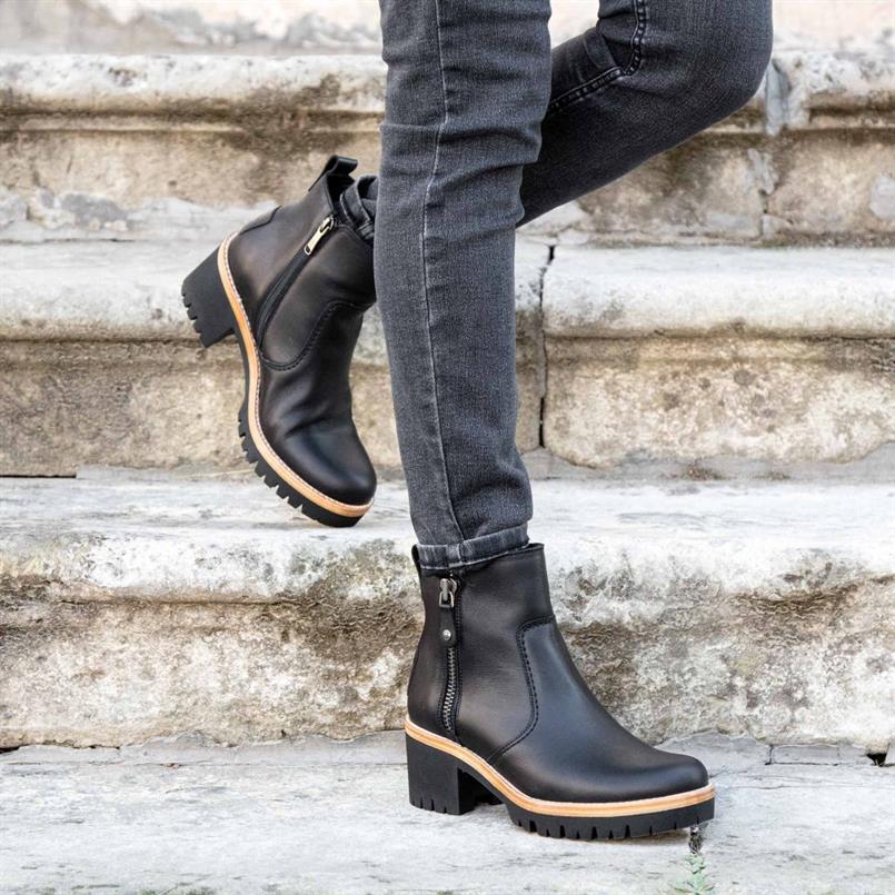Pauline b11 black