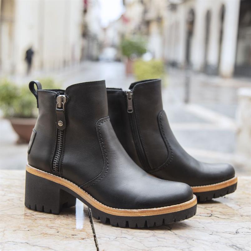 Pauline b11 black