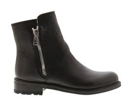 Ql05 black schapenvacht