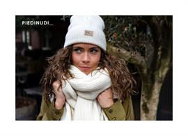 Shawl off white